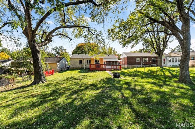 5453 Bancroft Avenue, St Louis, MO 63109