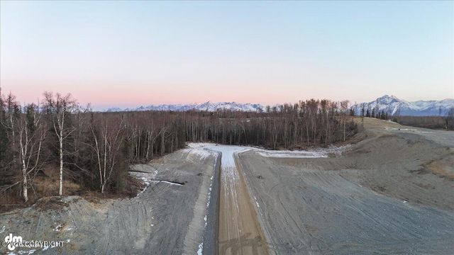 1143 N Leseman Way, Wasilla, AK 99623