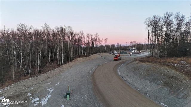 1143 N Leseman Way, Wasilla, AK 99623