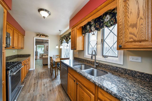 337 W Edson Place, Lombard, IL 60148