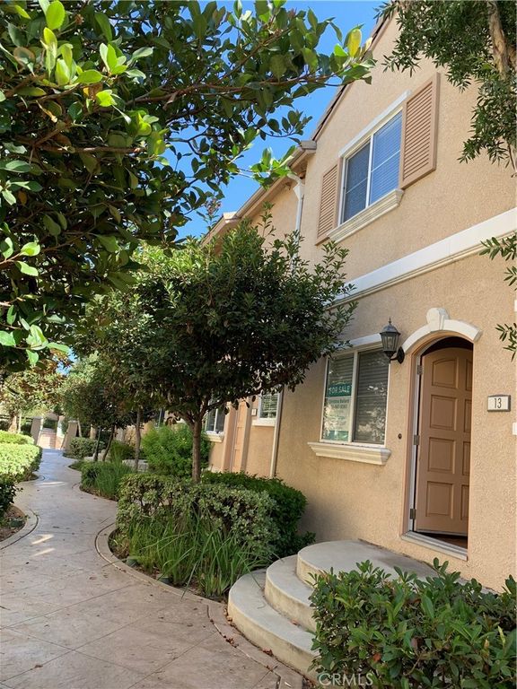Image 1 of property listing at 9301 Shirley Avenue #13, Northridge, CA 91324