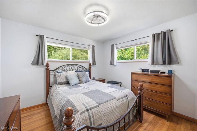 3756 Walter Road, North Olmsted, OH 44070