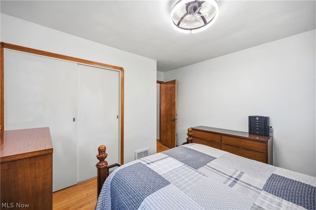 3756 Walter Road, North Olmsted, OH 44070