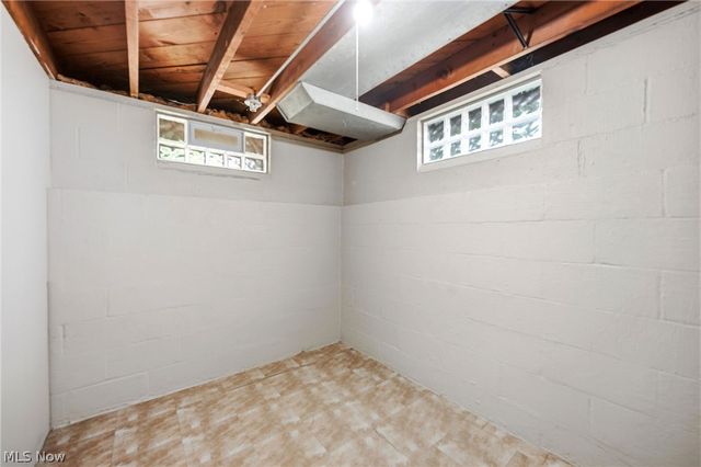 3756 Walter Road, North Olmsted, OH 44070