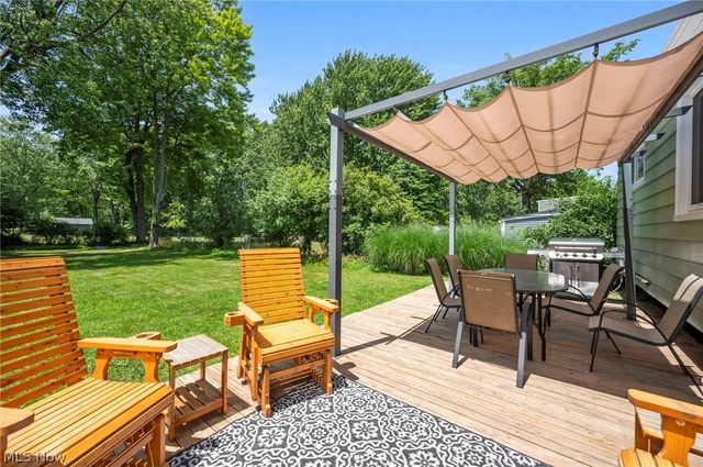 3756 Walter Road, North Olmsted, OH 44070