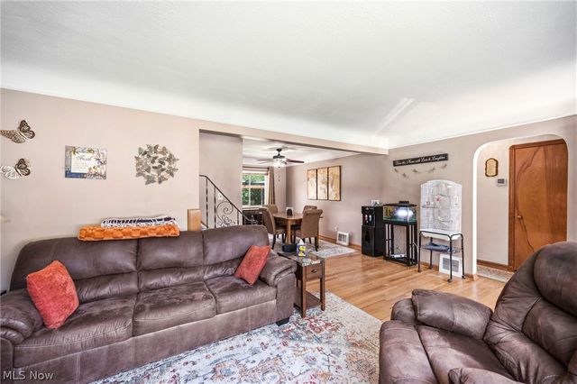 3756 Walter Road, North Olmsted, OH 44070