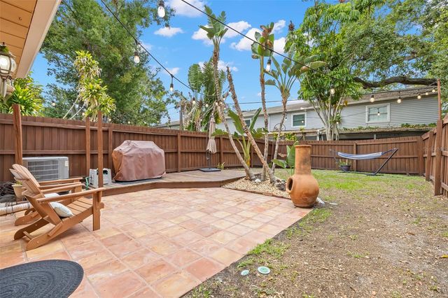 2522 W KANSAS AVENUE B, Tampa, FL 33629