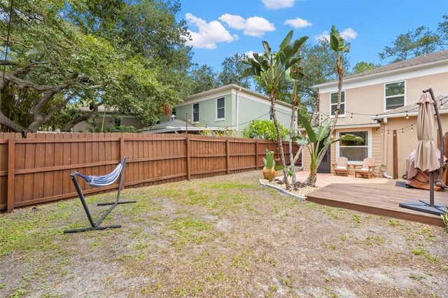 2522 W KANSAS AVENUE B, Tampa, FL 33629