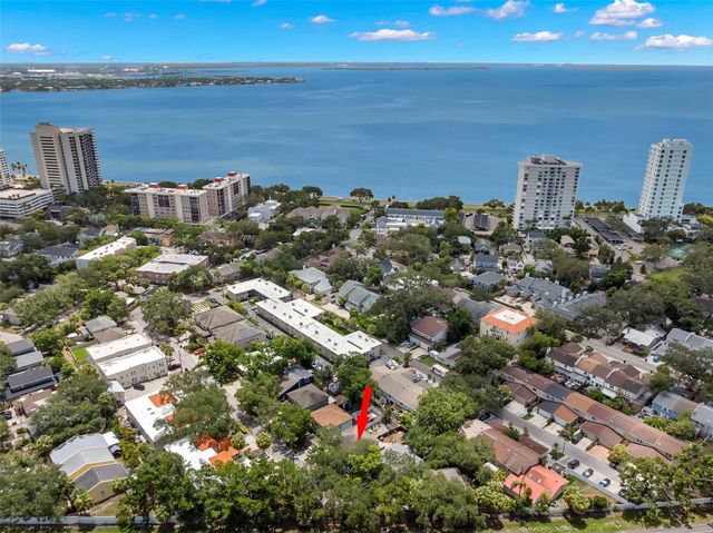 2522 W KANSAS AVENUE B, Tampa, FL 33629