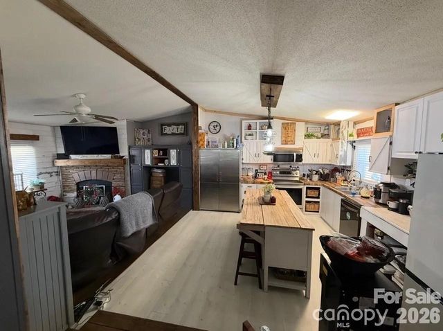 5141 Gold Finch Court, Granite Falls, NC 28630