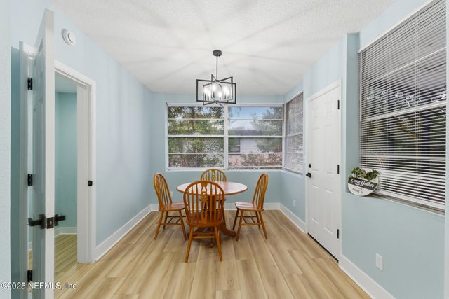 7060 PERKE Drive, Jacksonville, FL 32210