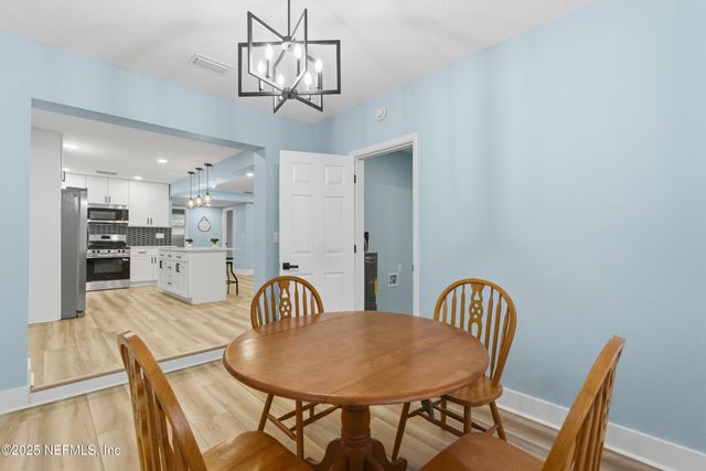 7060 PERKE Drive, Jacksonville, FL 32210