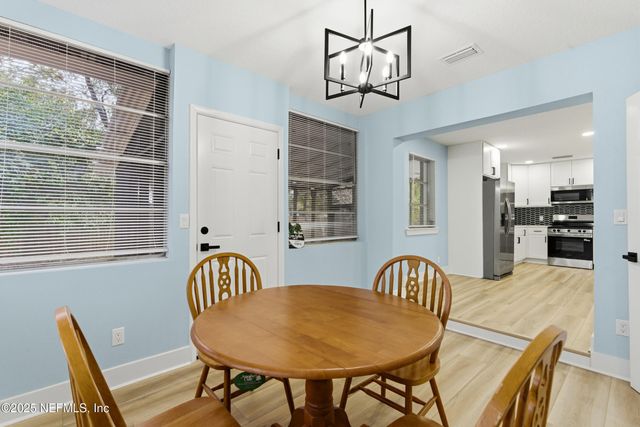 7060 PERKE Drive, Jacksonville, FL 32210