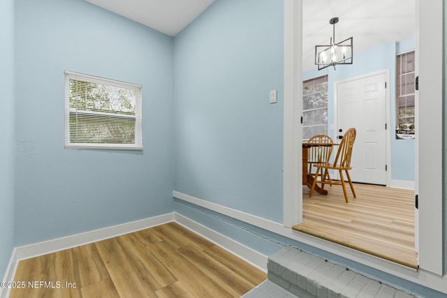 7060 PERKE Drive, Jacksonville, FL 32210