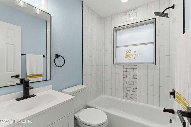 7060 PERKE Drive, Jacksonville, FL 32210