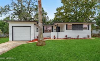 7060 PERKE Drive, Jacksonville, FL 32210