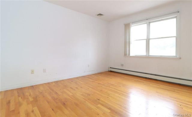 1078 Midland Avenue, Bronxville, NY 10708