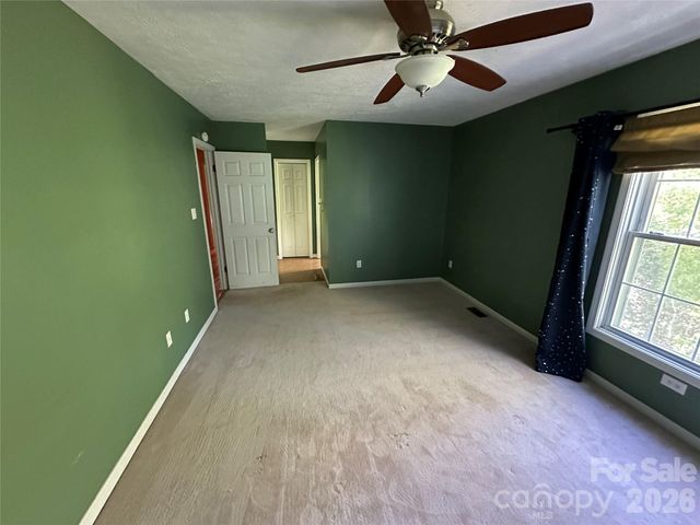 126 Ridgeline Road, Clyde, NC 28721