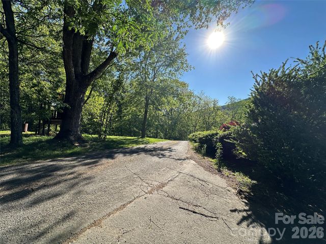 126 Ridgeline Road, Clyde, NC 28721