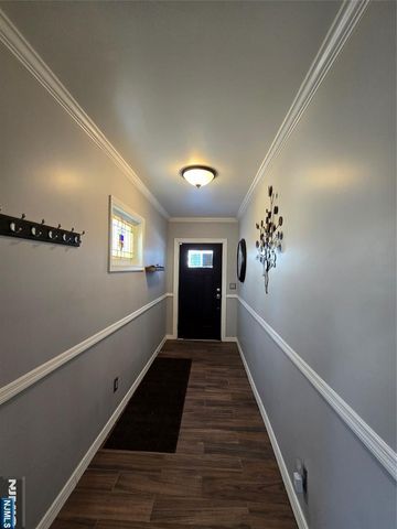 282 Harding Avenue 1st Fl, Teaneck, NJ 07666