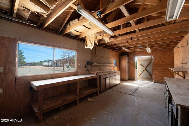 8837 E SUNLAND Avenue, Mesa, AZ 85208