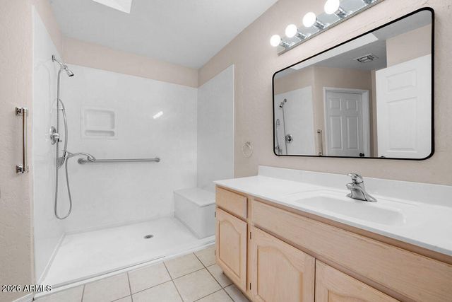 8837 E SUNLAND Avenue, Mesa, AZ 85208