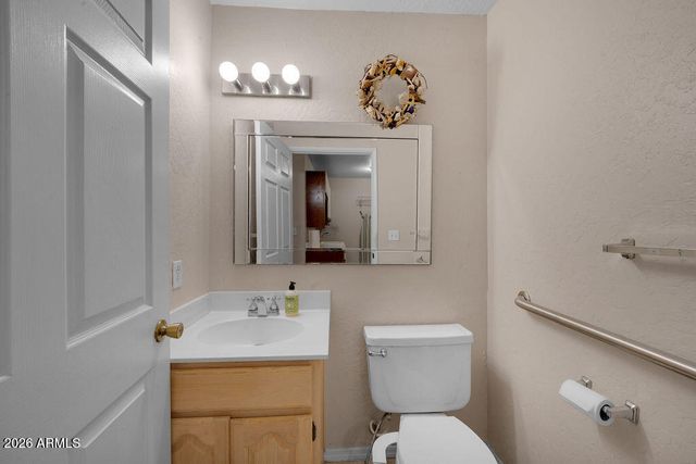 8837 E SUNLAND Avenue, Mesa, AZ 85208