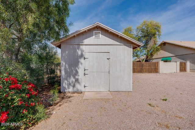 8837 E SUNLAND Avenue, Mesa, AZ 85208