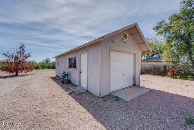 8837 E SUNLAND Avenue, Mesa, AZ 85208