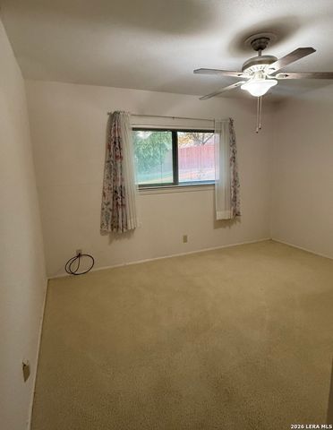 6327 W Green Circle, San Antonio, TX 78233