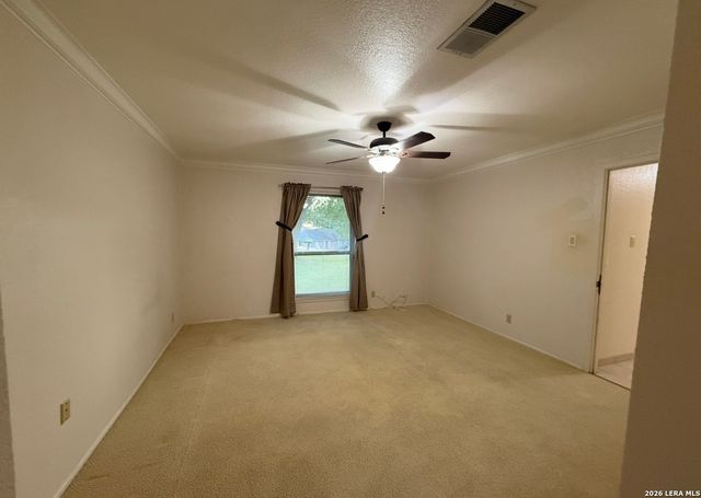 6327 W Green Circle, San Antonio, TX 78233