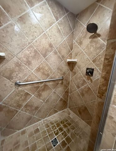 6327 W Green Circle, San Antonio, TX 78233