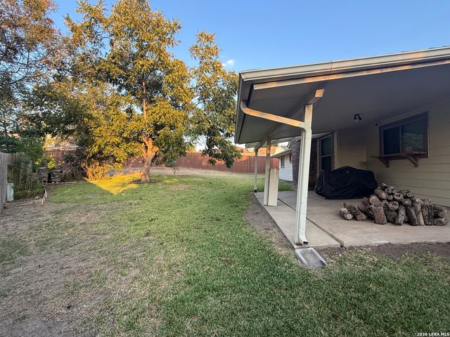 6327 W Green Circle, San Antonio, TX 78233