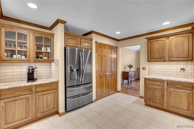 1230 Bowen Drive West, North Tonawanda, NY 14120
