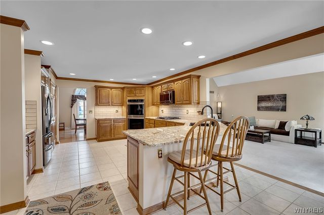 1230 Bowen Drive West, North Tonawanda, NY 14120