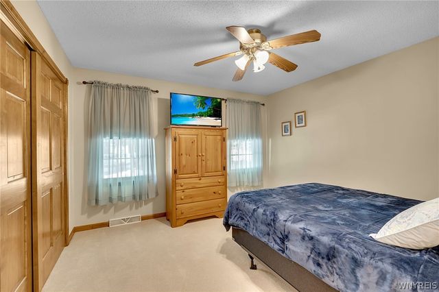 1230 Bowen Drive West, North Tonawanda, NY 14120
