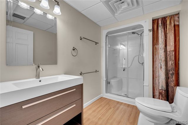 1230 Bowen Drive West, North Tonawanda, NY 14120