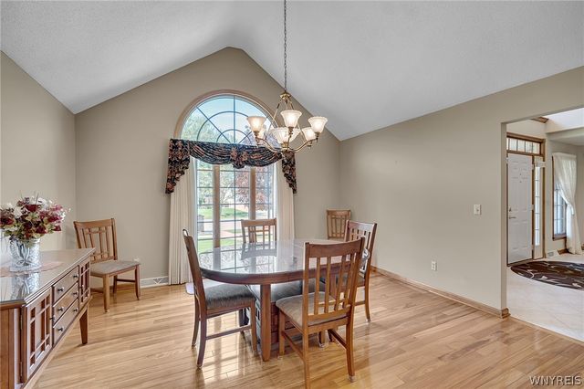 1230 Bowen Drive West, North Tonawanda, NY 14120