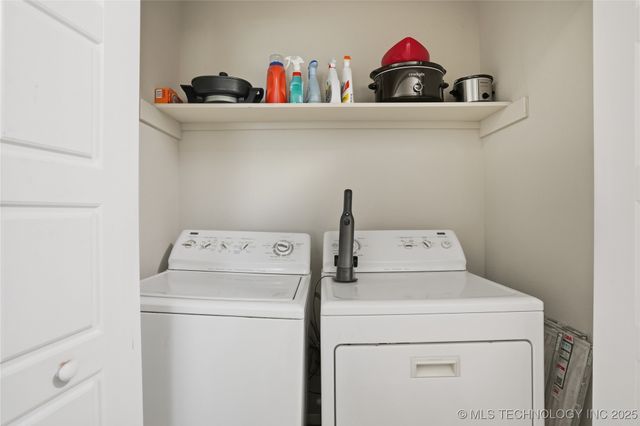 8407 E 161st Place S, Bixby, OK 74008