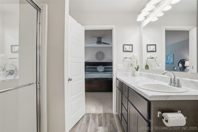 8407 E 161st Place S, Bixby, OK 74008