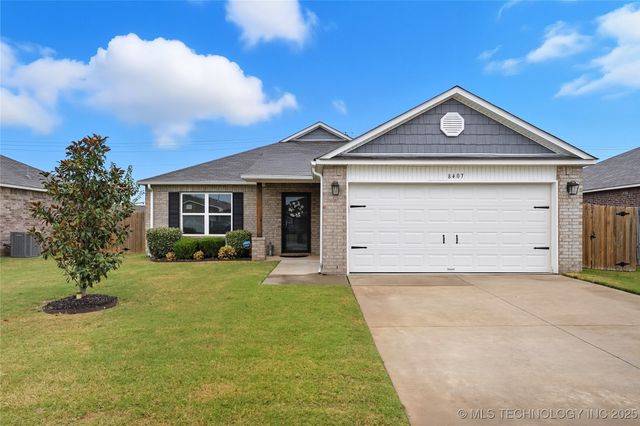 8407 E 161st Place S, Bixby, OK 74008