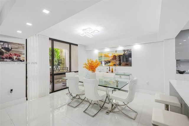 13953 Kendale Lakes Circle B205, Miami, FL 33183