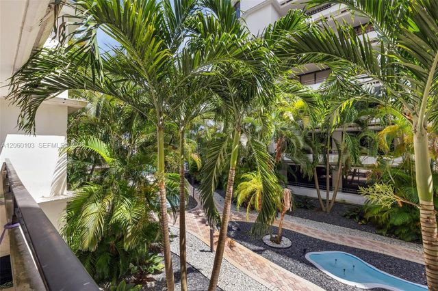 13953 Kendale Lakes Circle B205, Miami, FL 33183
