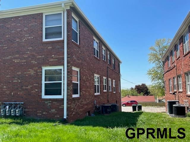 4406 N 52 Street, Omaha, NE 68104