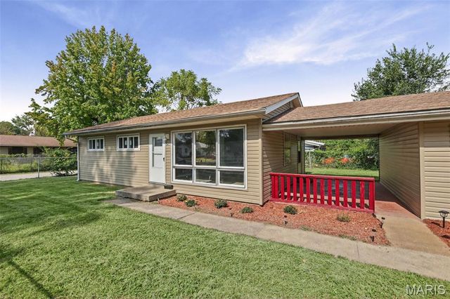 7301 Church Lane, East St Louis, IL 62203