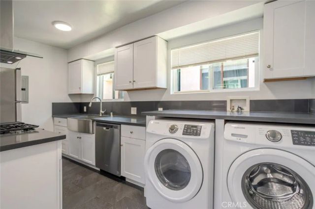 3106 W Victory C, Burbank, CA 91505