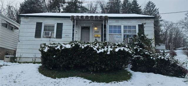 1533 Hoffman Avenue, Clarksburg, WV 26301