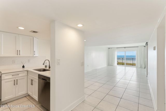 3060 N Atlantic Avenue 404, Cocoa Beach, FL 32931