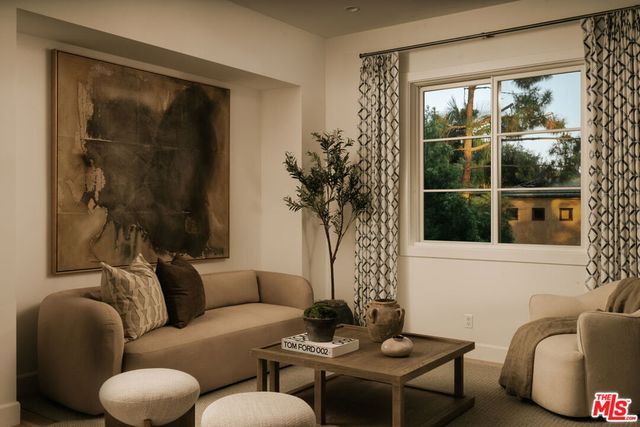 371 20th Street, Santa Monica, CA 90402