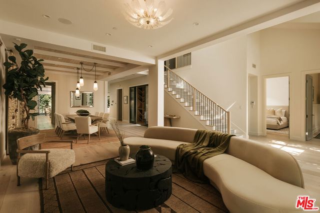 371 20th Street, Santa Monica, CA 90402